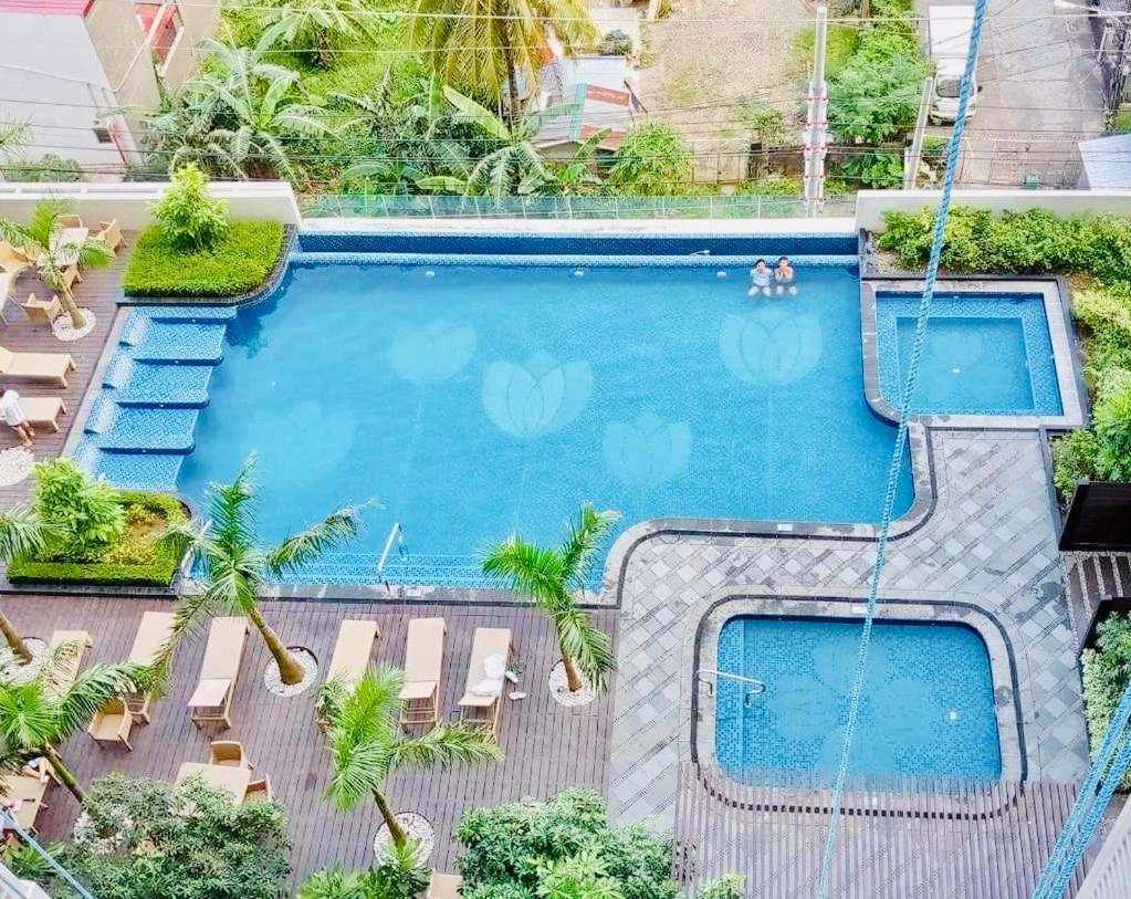 The Palladium- Serene Iloilo City Exterior photo